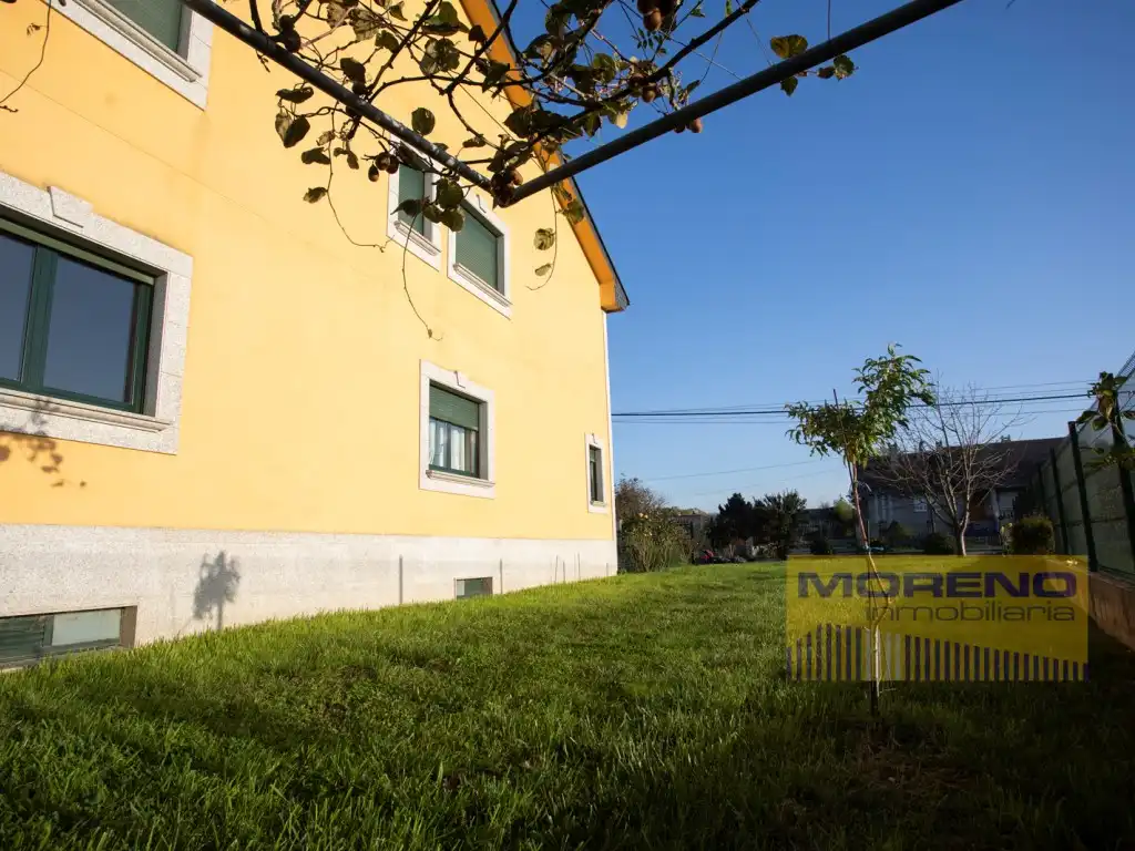 Vista exterior de Casa o xalet en venda en Sarria