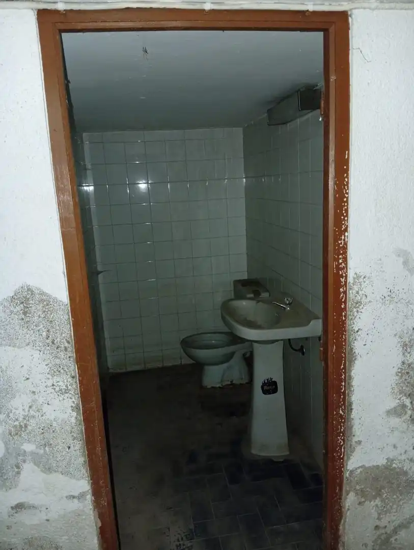 Bathroom of Commercial properties for sale in Morón de la Frontera