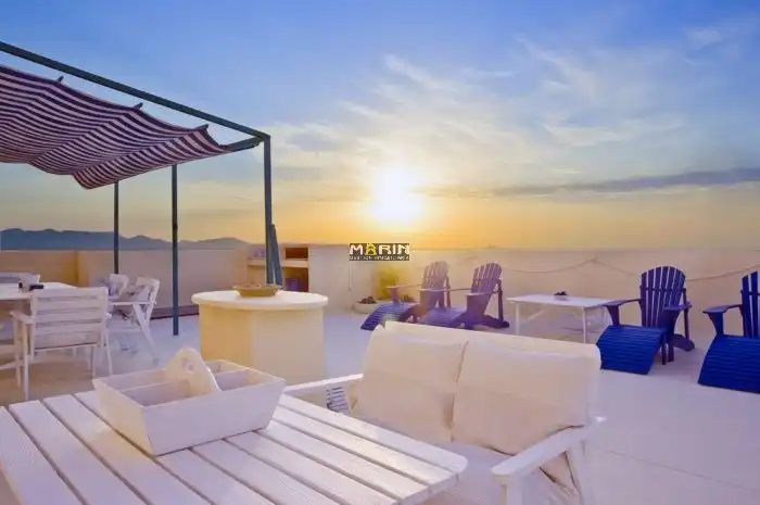 Terraza de Ático en venta en La Manga del Mar Menor con Aire acondicionado, Terraza y Piscina comunitaria