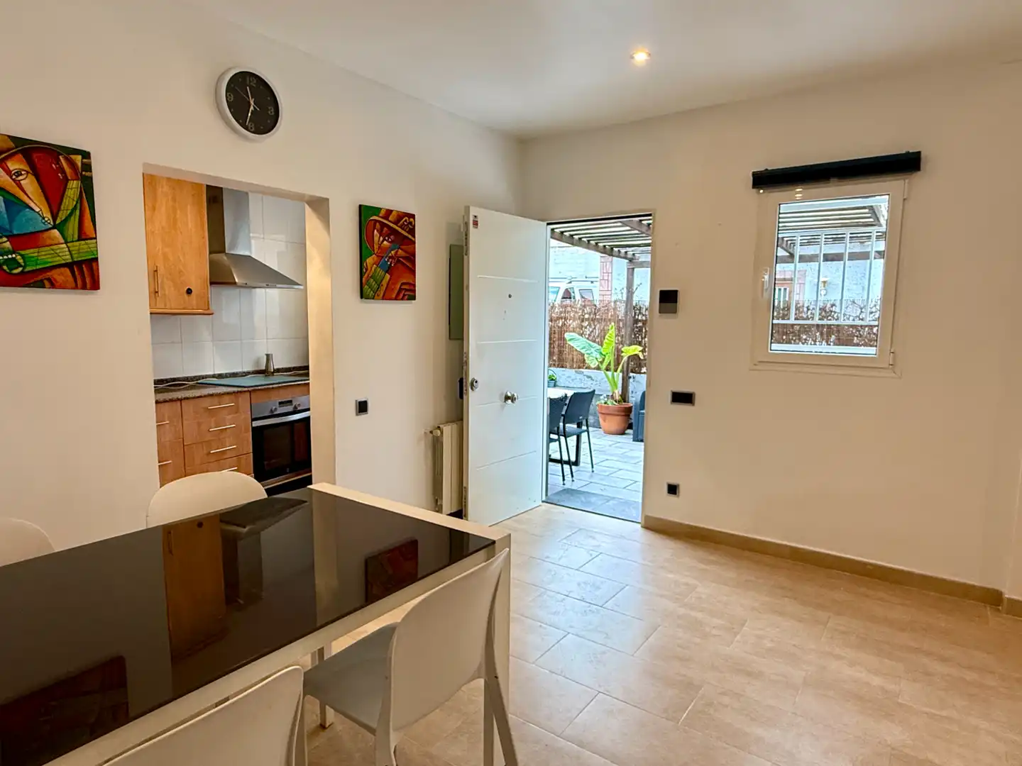 Cocina de Casa adosada en venta en Barcelona con Aire acondicionado, Calefacción y Jardín privado