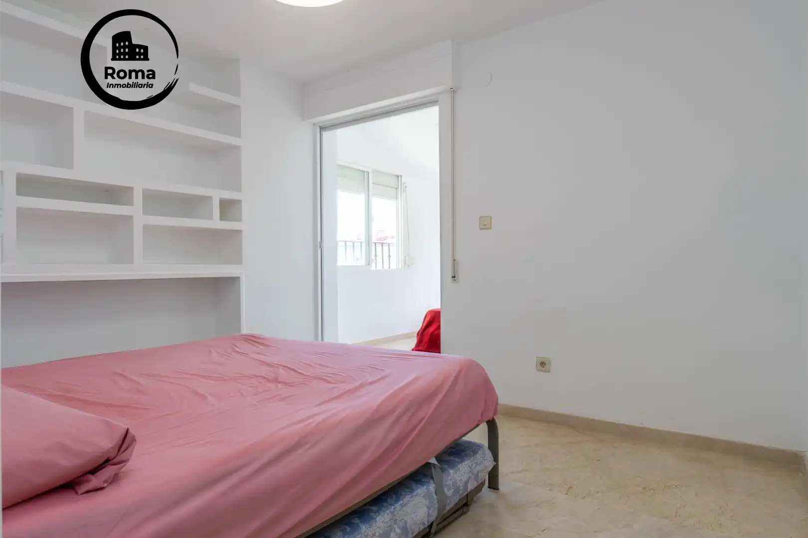 Bedroom of Houses for sale in Almuñécar  with Community pool