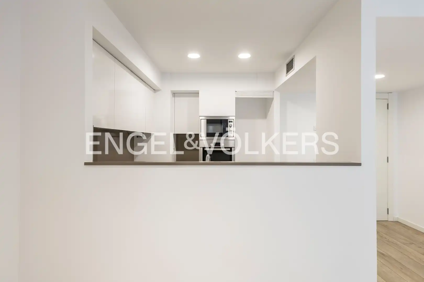 Cuina de Apartament en venda en Barcelona amb Aire condicionat, Calefacció i Terrassa