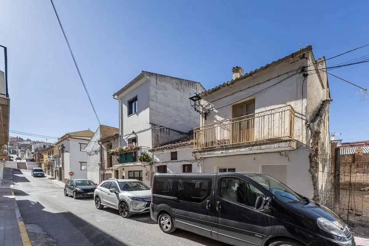 Vista exterior de Casa o chalet en venta en Güevéjar