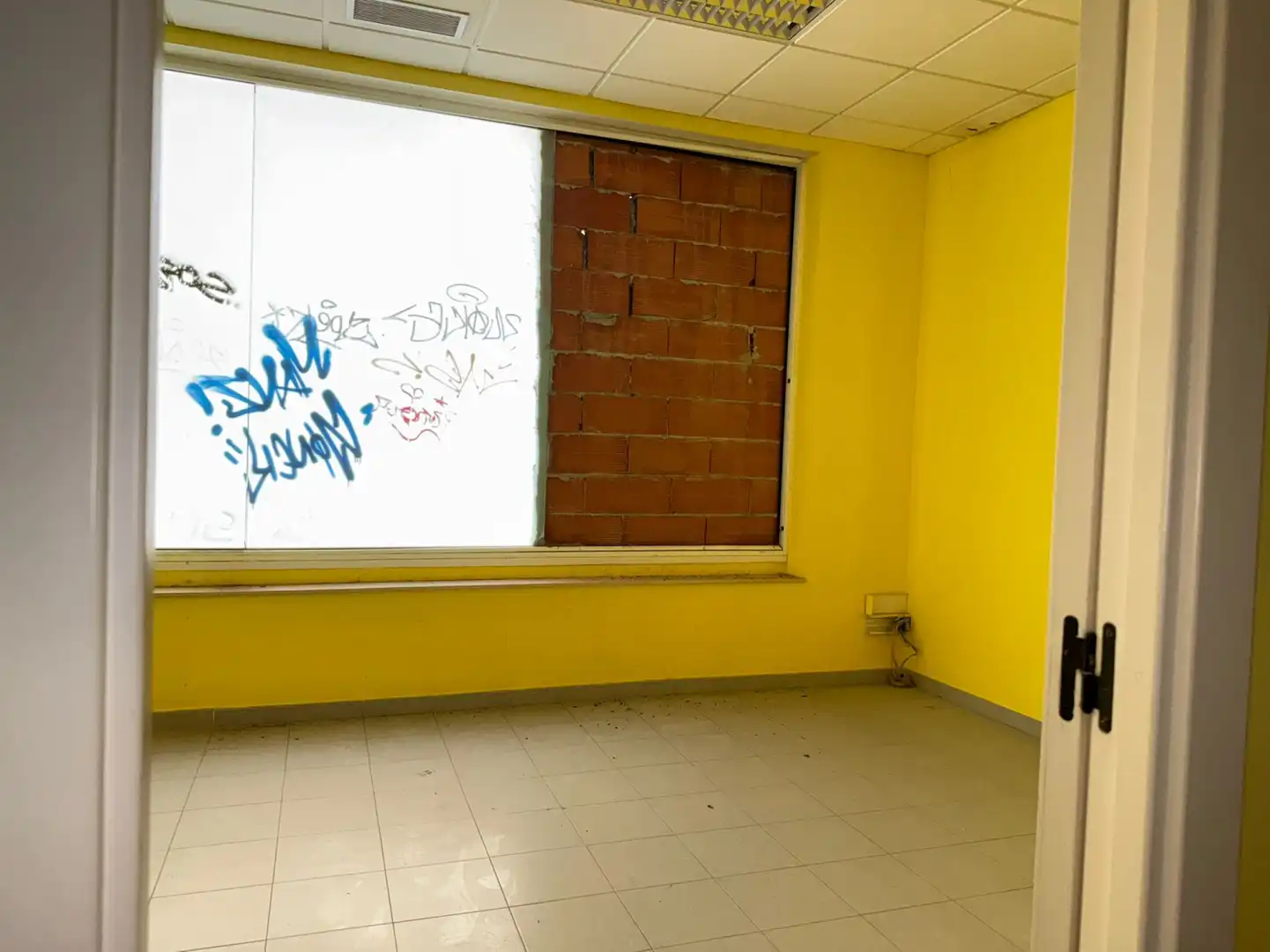 Business premises for sale in Vilanova i la Geltrú - Rambla Exposició, imagen 31