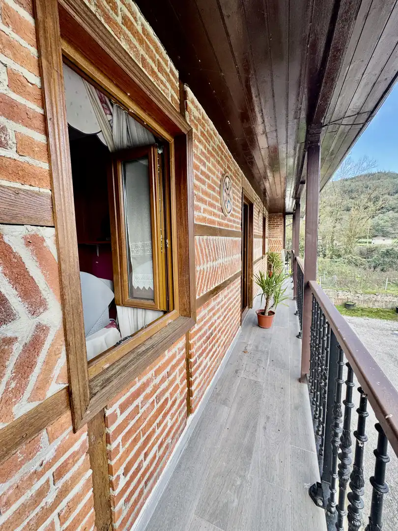 Terraza de Casa adosada en venta en Molledo con Parquet, Terraza y Amueblado