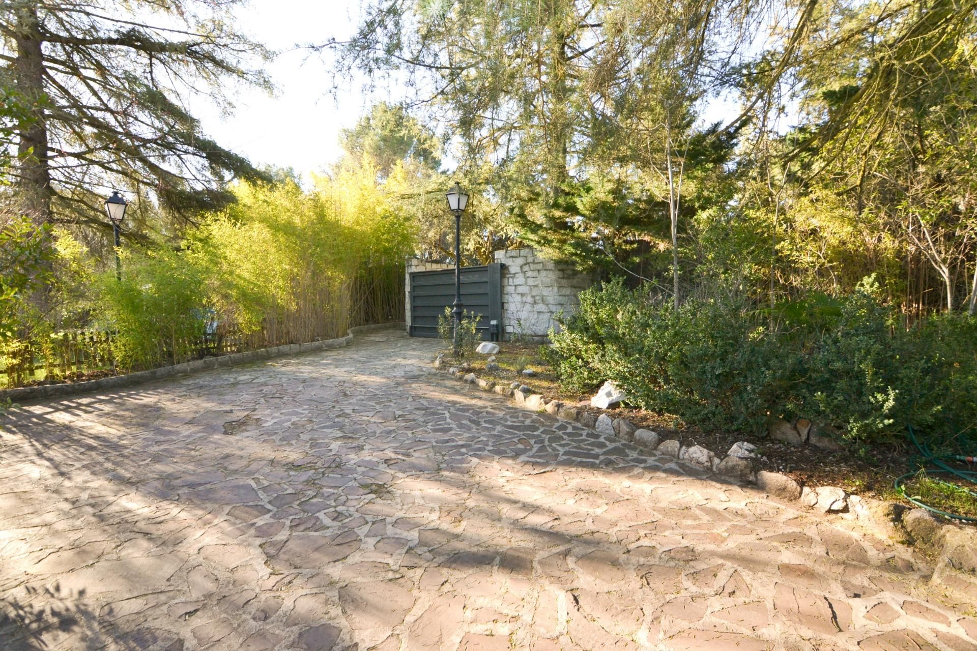 Jardín de Casa o chalet en venta en Villanueva de la Cañada con Aire acondicionado, Jardín privado y Terraza