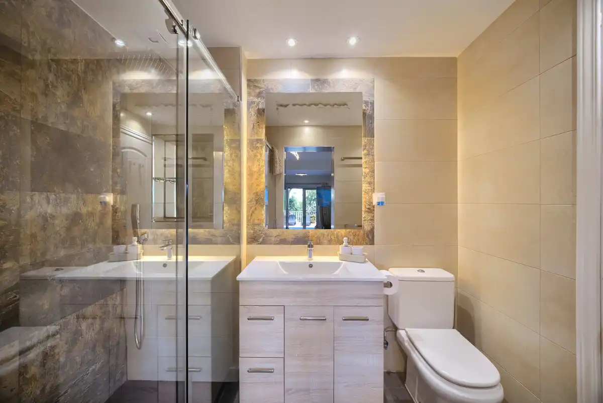Bathroom of Houses for sale in Mijas  with Air Conditioner, Heating and Private garden