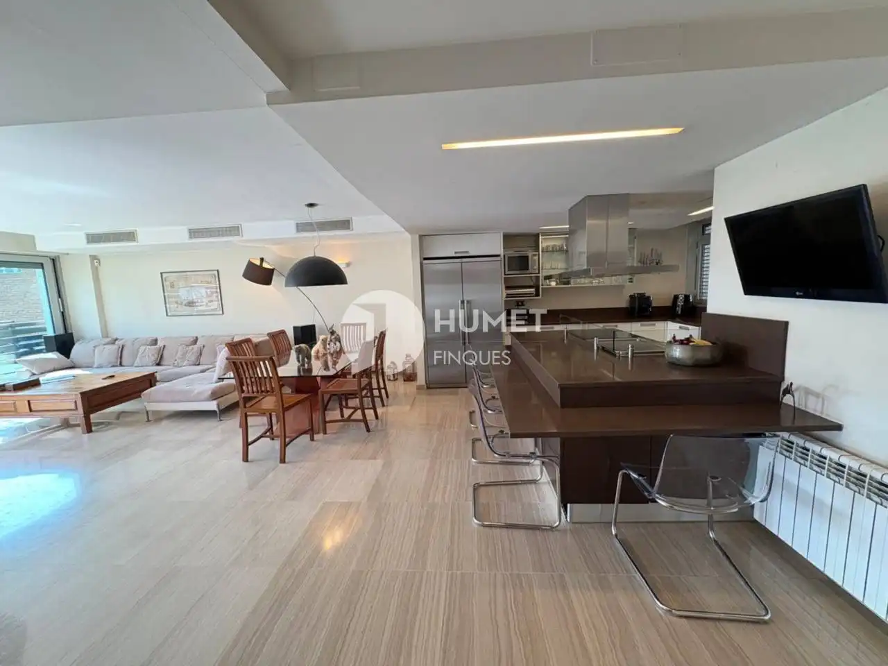 Cocina de Casa o chalet en venta en Barcelona con Aire acondicionado, Calefacción y Jardín privado