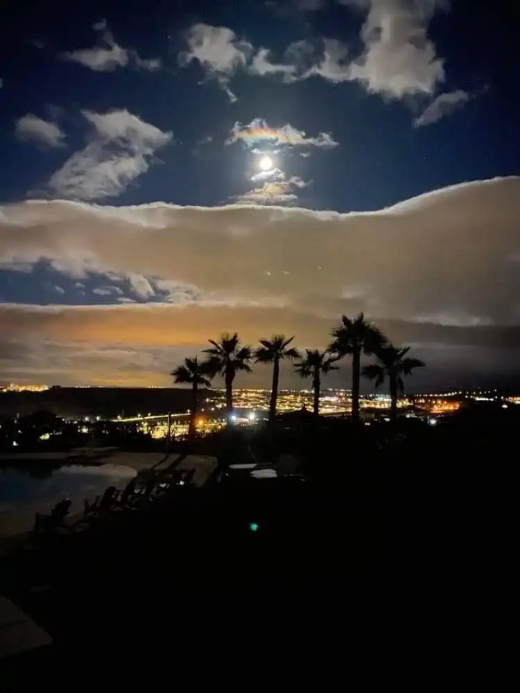 Vista exterior de Pis de lloguer en Estepona amb Aire condicionat, Terrassa i Rentadora