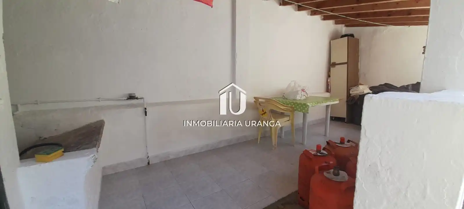 Haus oder Chalet zum Verkauf in Laredo mit Heizung, Privatgarten und Terrasse