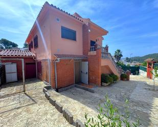 Exterior view of House or chalet for sale in Calafell  with Heating, Private garden and Terrace