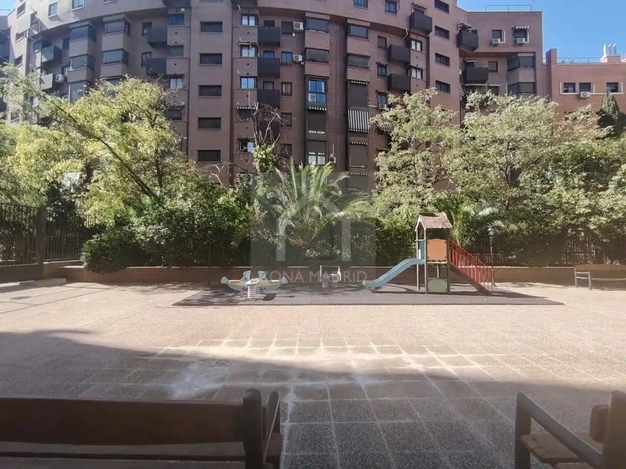 Vista exterior de Piso en venta en Madrid con Terraza