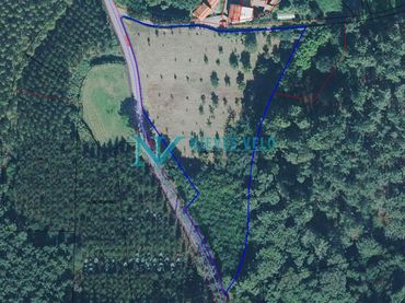 Terreno rústico en venta en Carballo