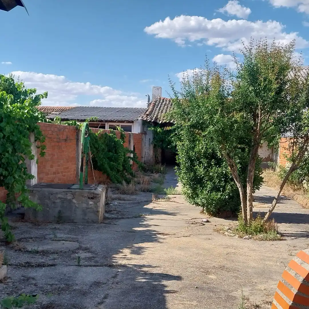 Casa o xalet en venda en Matapozuelos amb Calefacció, Jardí privat i Terrassa