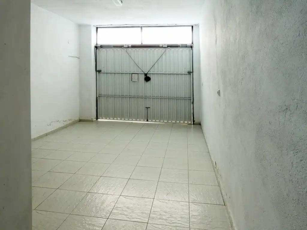 Casa adosada en venta en Camporrobles