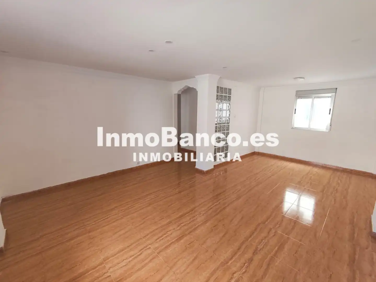 Flat with terrace for sale in Carrer de la Mare de Déu dels Desemparats 50, imagen 4