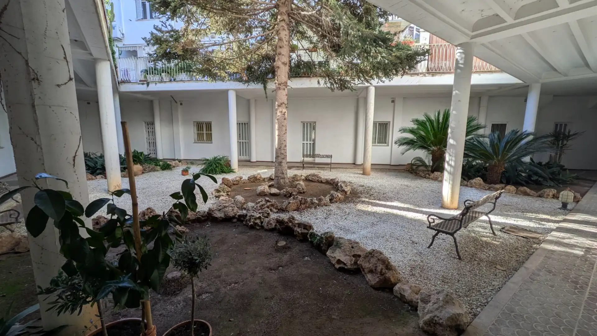 Garten von Einfamilien-Reihenhaus zum Verkauf in Rocafort mit Klimaanlage, Heizung und Privatgarten