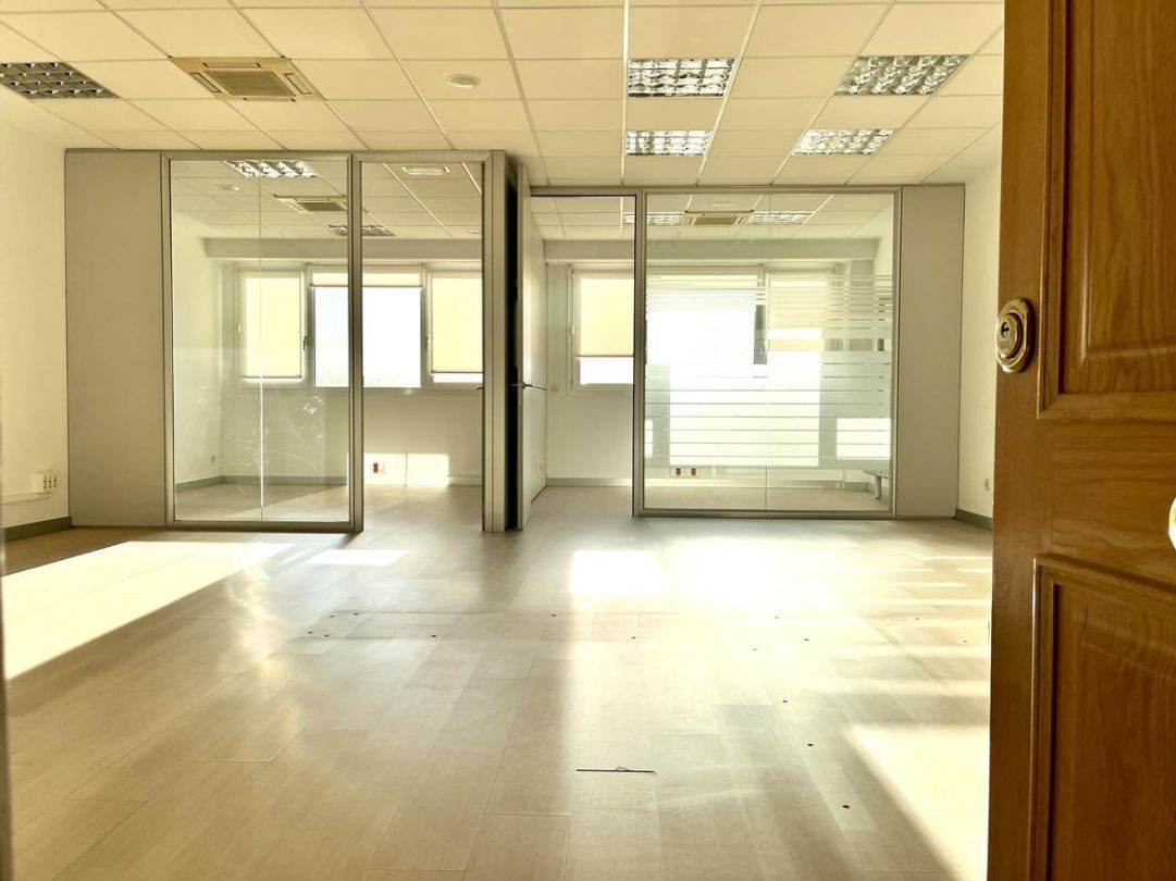 Oficina de lloguer en Donostia - San Sebastián  amb Aire condicionat i Calefacció