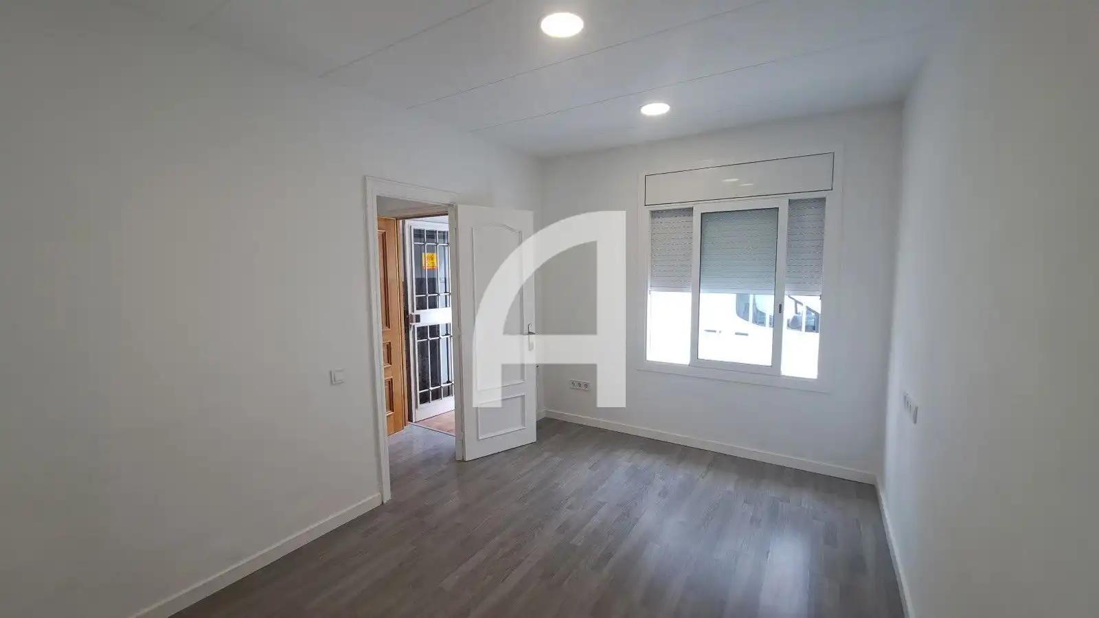 Habitación de Piso en venta en Terrassa con Calefacción y Terraza