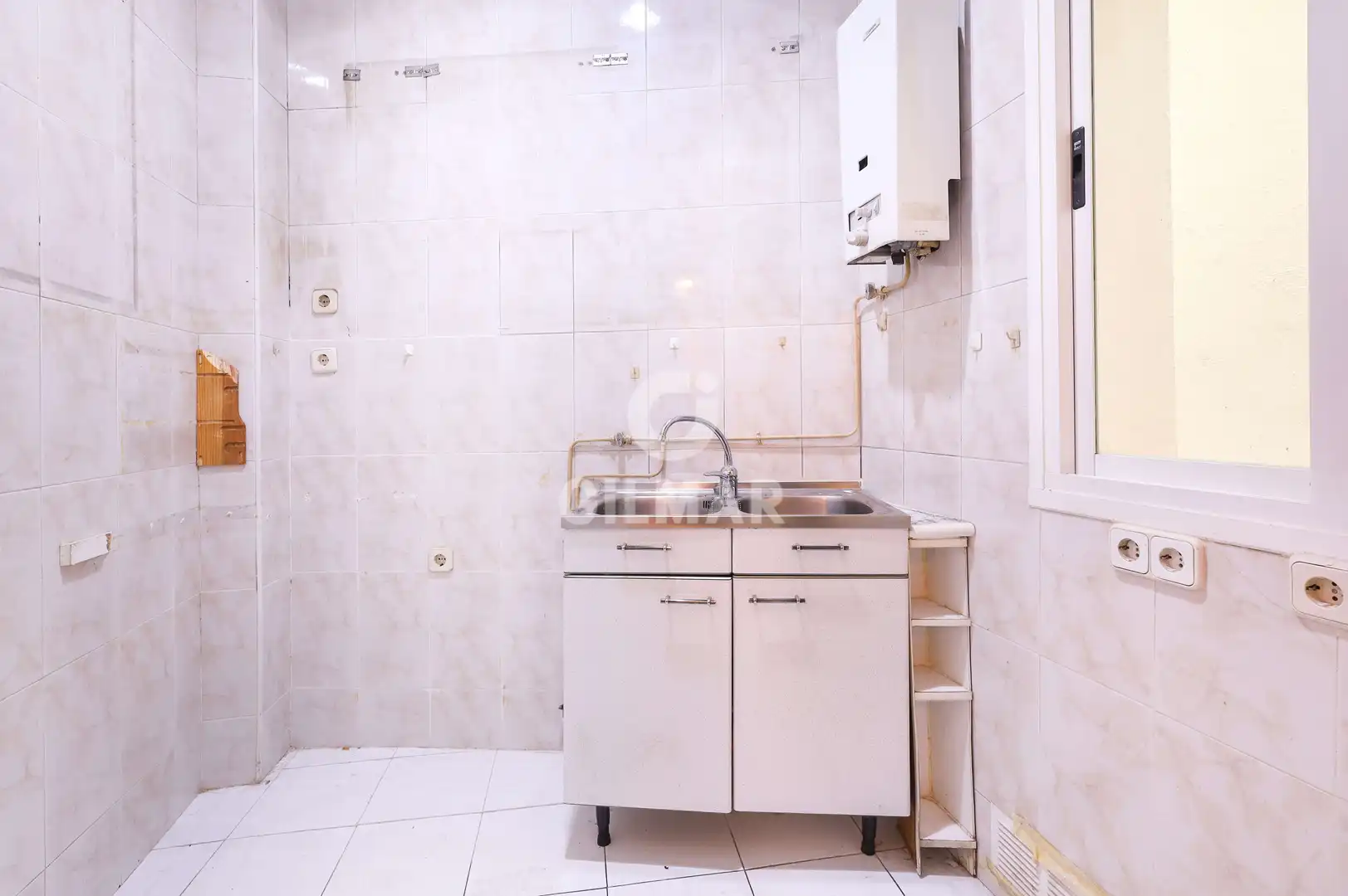 Kitchen of Flat for sale in Madrid  with Heating