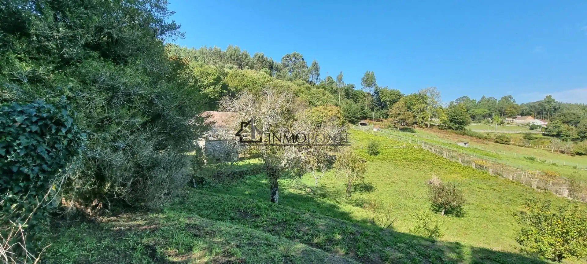 Casa o xalet en venda en Pontevedra Capital  amb Jardí privat