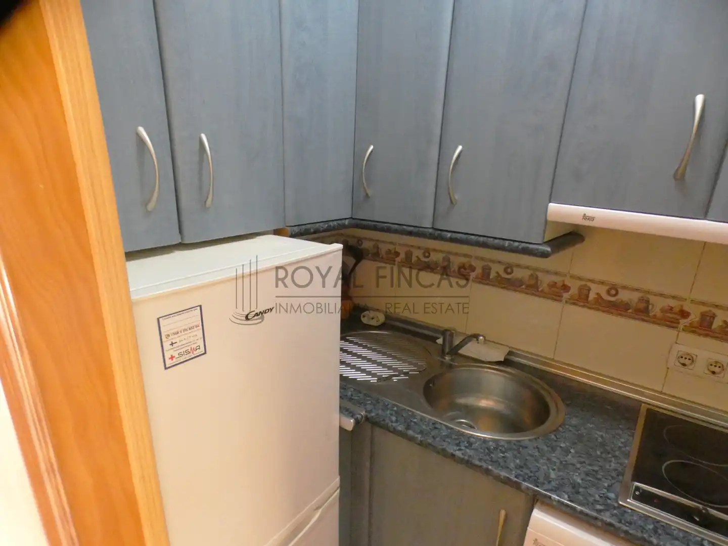 Kitchen of Study for sale in Benalmádena  with Air Conditioner, Heating and Terrace