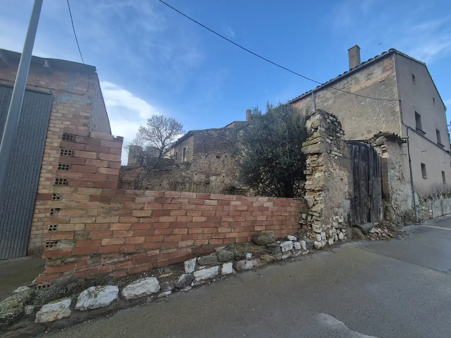 Houses for sale in Els Plans de Sió  with Balcony