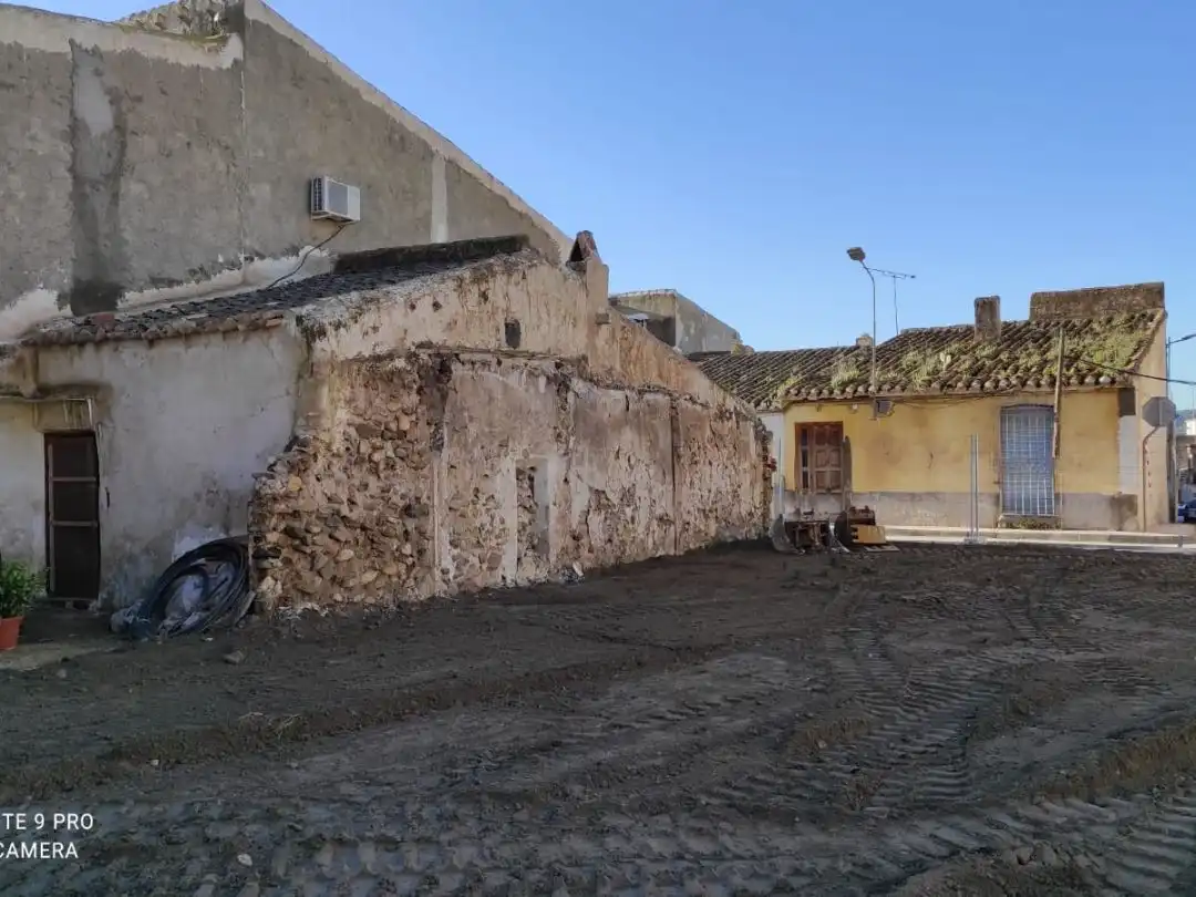 Terreno residencial en venta en Mayor esquina c/castillo 2
