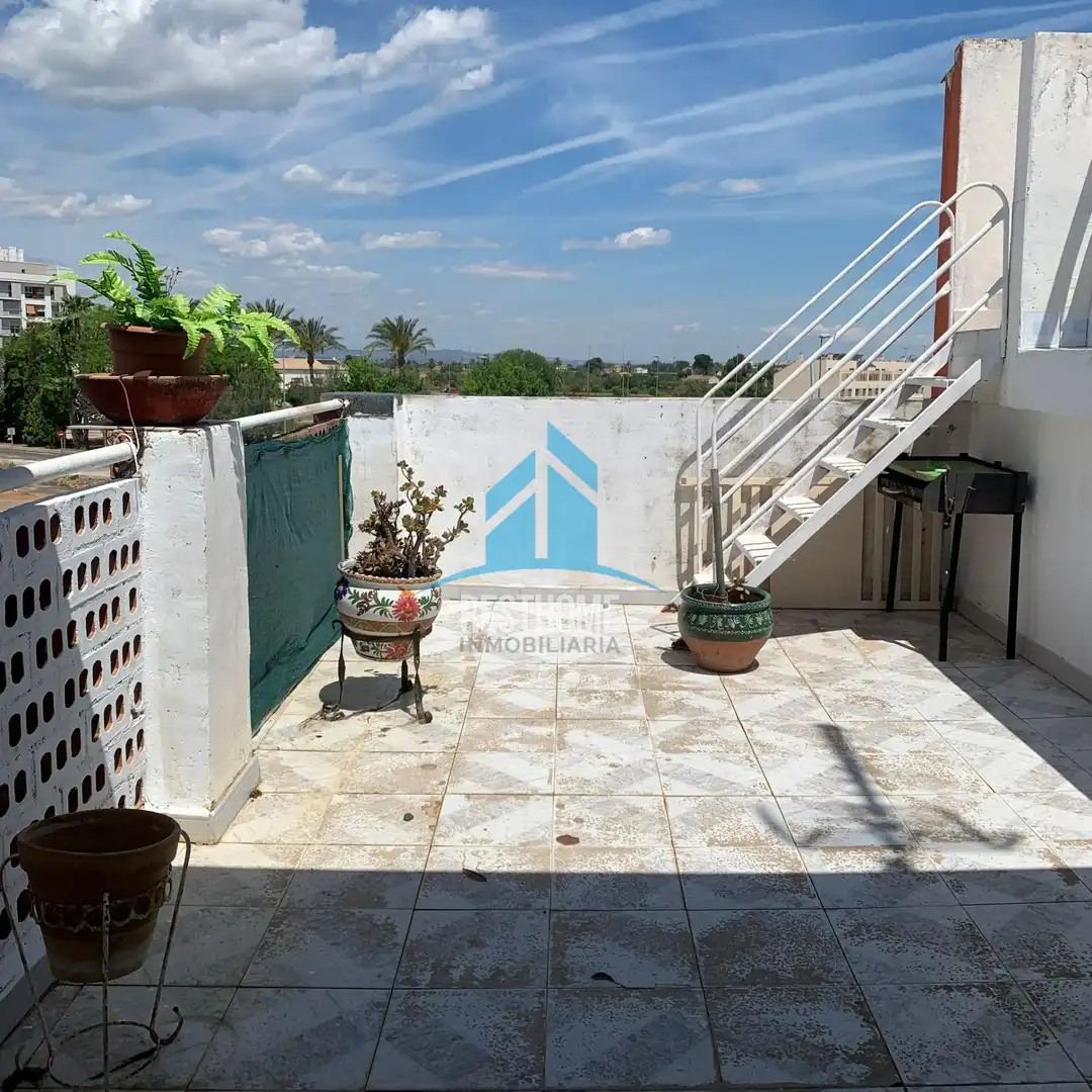 Terrassa de Casa o xalet en venda en Carcaixent amb Aire condicionat, Terrassa i Moblat