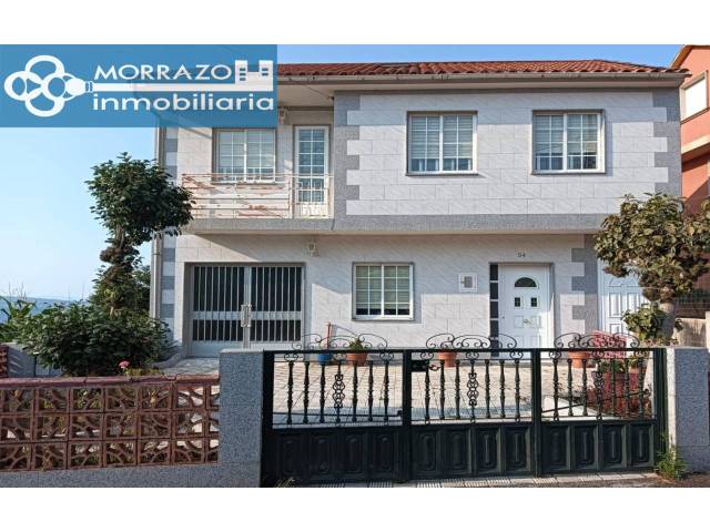 Casa-chalet en Venta en Lugar Means, 54 en Bueu