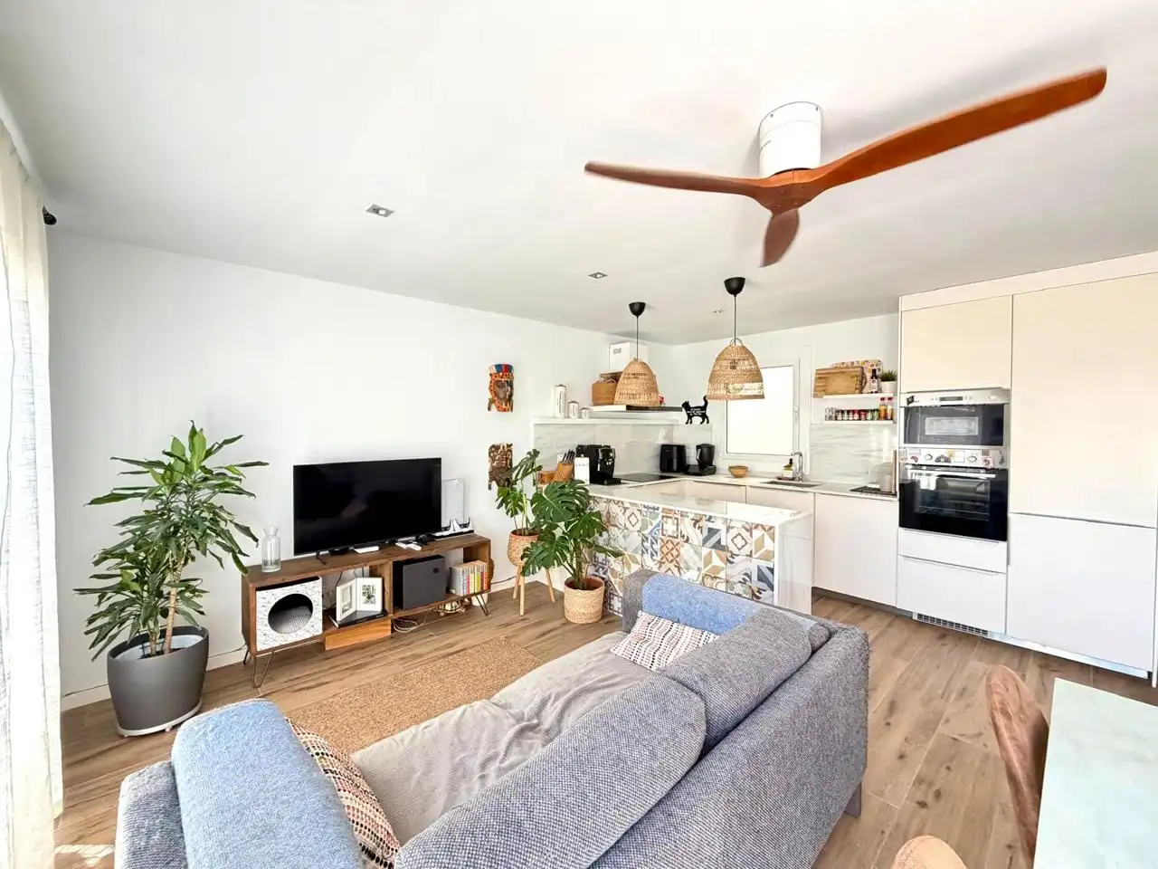 Living room of Flat for sale in Arenys de Mar  with Air Conditioner and Furnished
