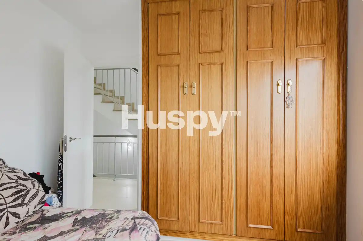 Casa a schiera con terrazza in vendita a Calle Matrona Dionisia Perles B, imagen 14