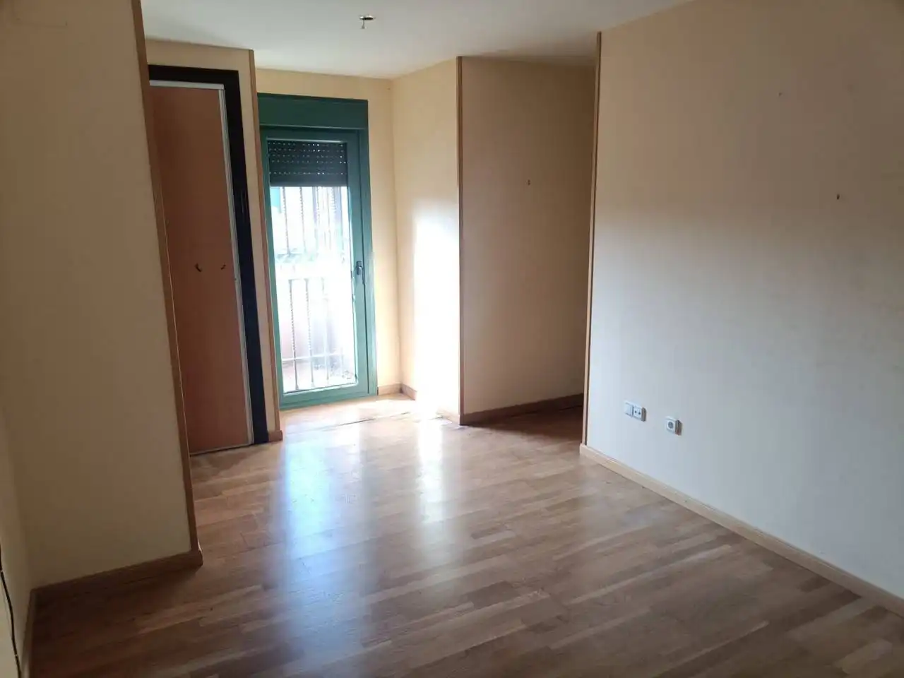 Terraced house with pool for sale in Calle Almendros, imagen 8