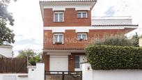 Exterior view of House or chalet for sale in Sant Cugat del Vallès  with Air Conditioner, Terrace and Swimming Pool