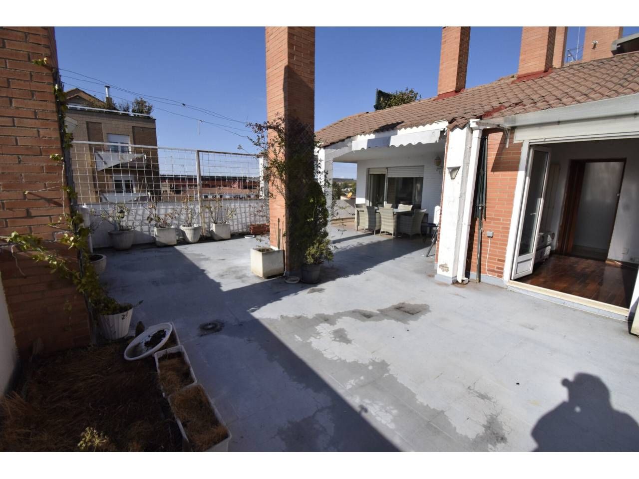 Terraza de Ático en venta en León Capital  con Calefacción, Terraza y Trastero