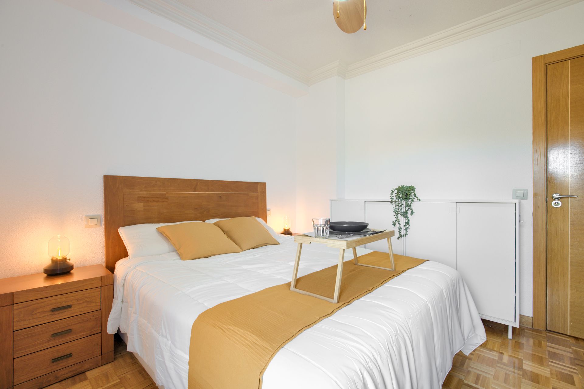 Bedroom of Flat to share in  Madrid Capital  with Heating, Furnished and Oven