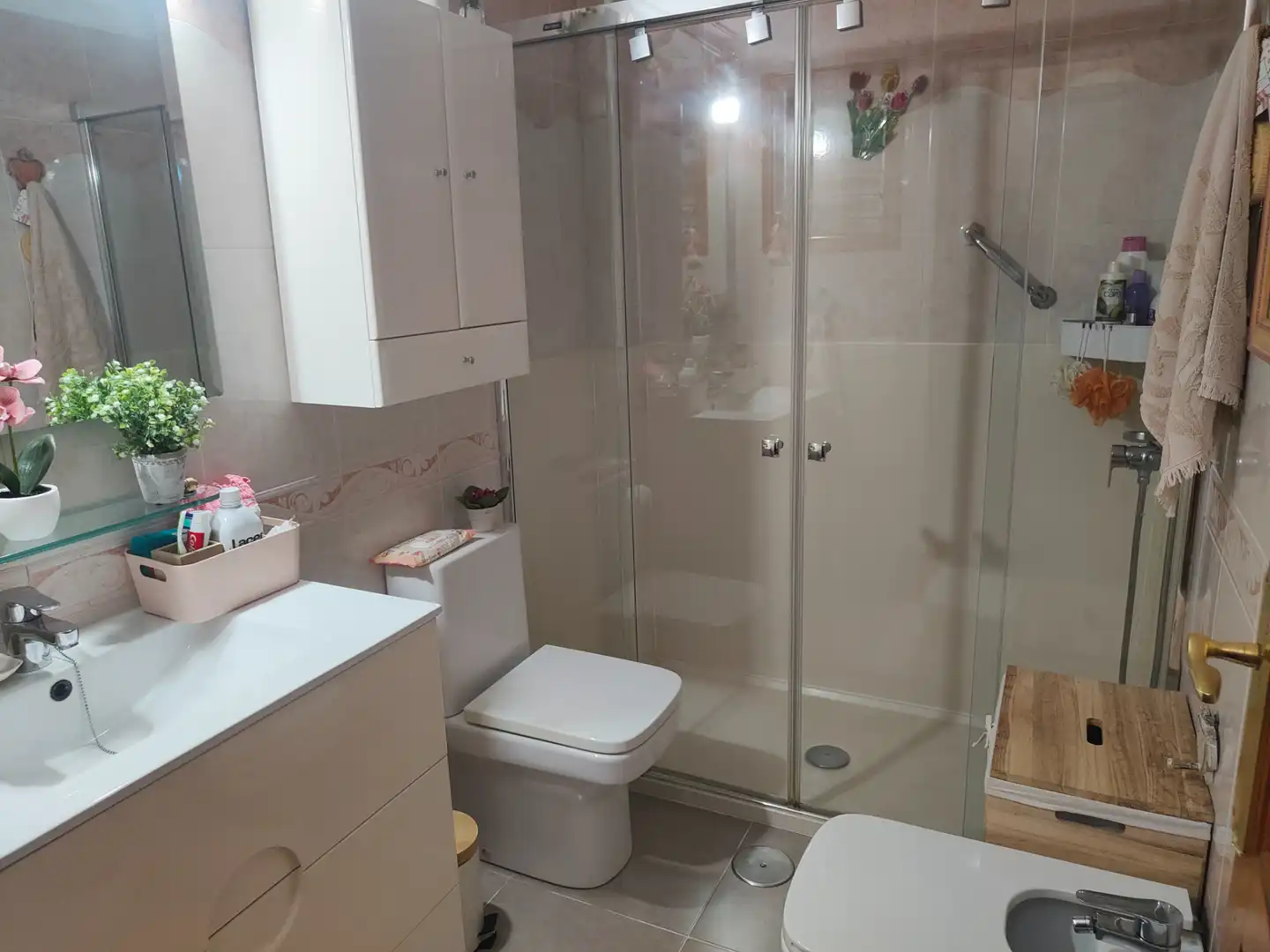 Baño de Piso en venta en Vega de San Mateo con Terraza, Trastero y Amueblado