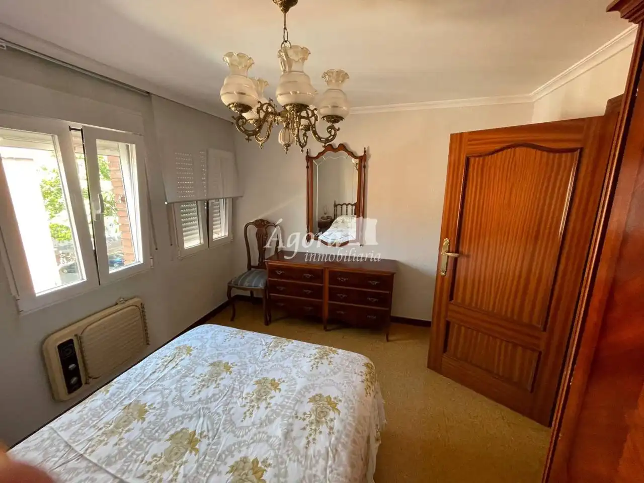 Habitación de Piso en venta en Valladolid con Calefacción y Amueblado