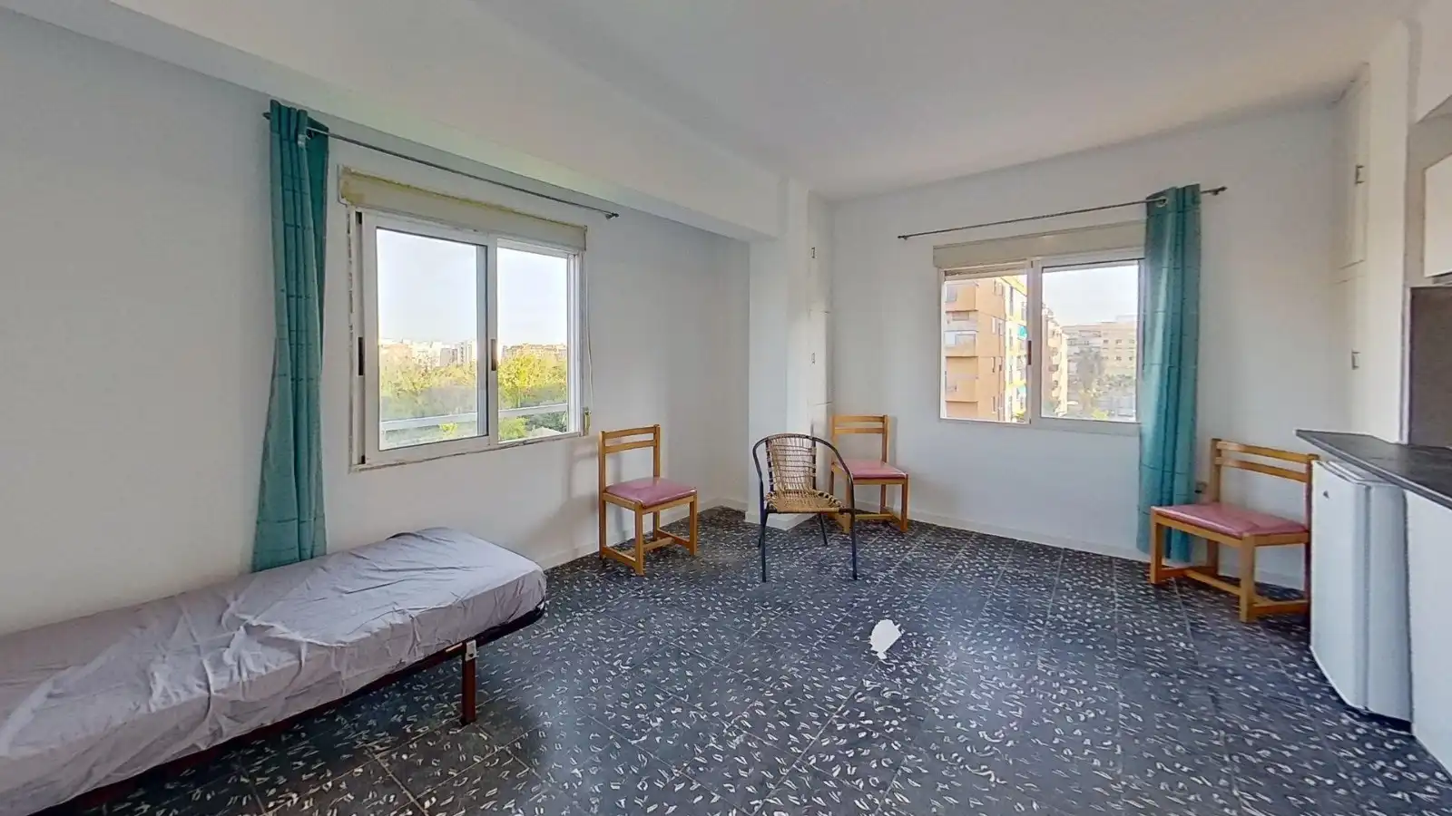 Habitación de Piso en venta en Valencia con Aire acondicionado