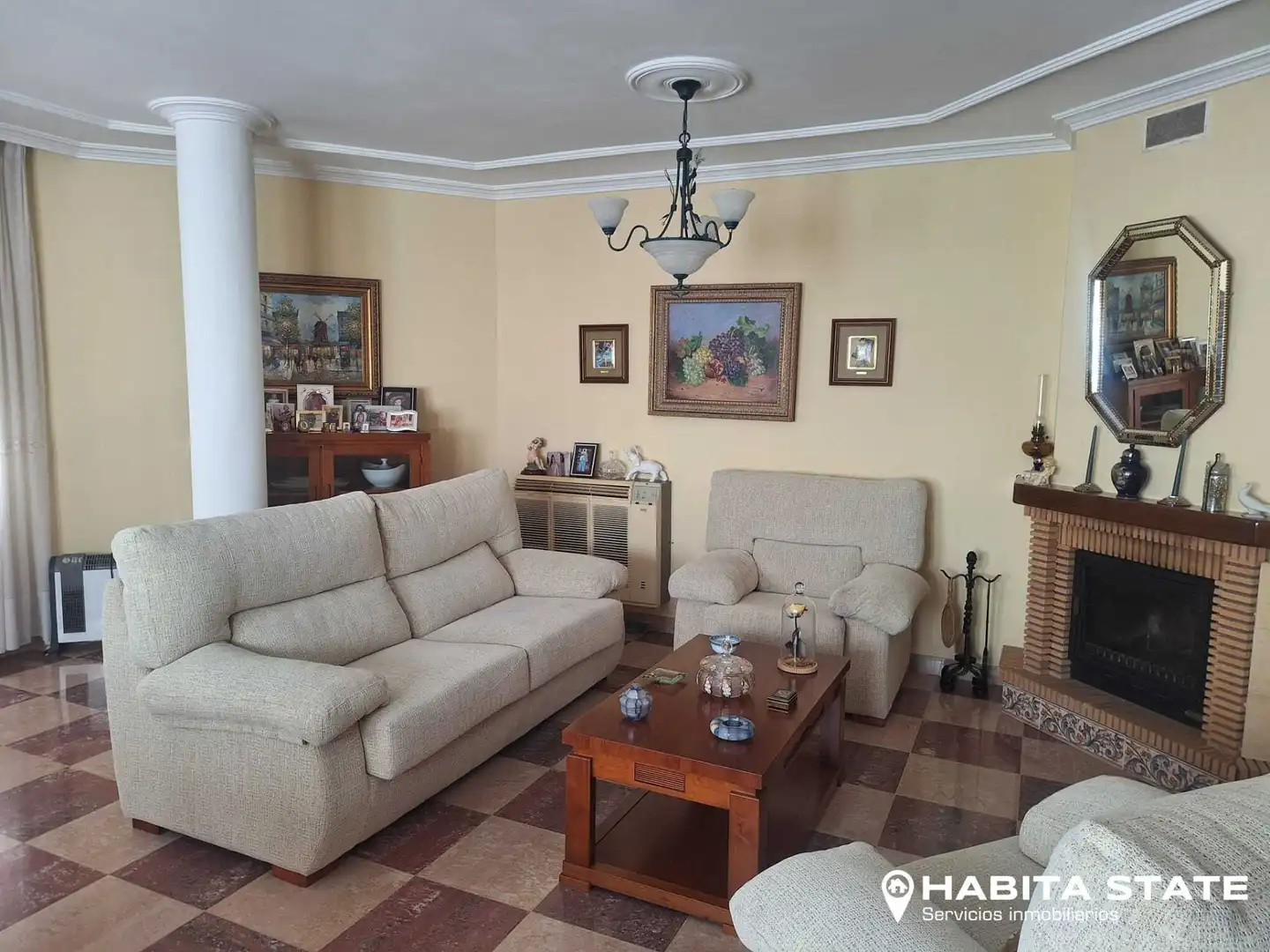 Sala d'estar de Casa o xalet en venda en Huércal de Almería amb Aire condicionat, Calefacció i Jardí privat