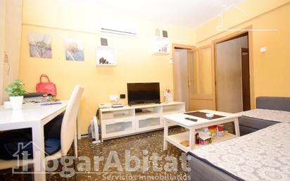 Wohnzimmer von Wohnung zum verkauf in Massanassa mit Klimaanlage