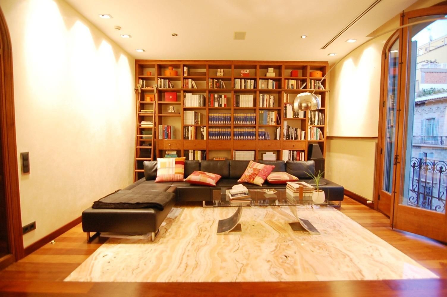 Sala d'estar de Dúplex en venda en  Barcelona Capital amb Aire condicionat, Calefacció i Parquet