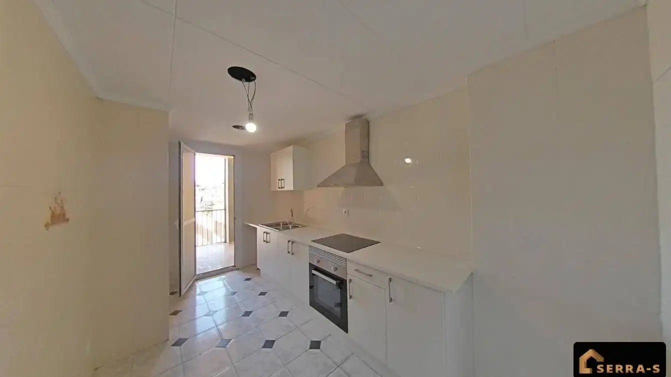 Küche von Wohnung zum Verkauf in Mataró mit Balkon