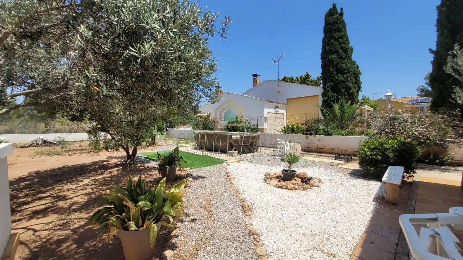 Casa o chalet de alquiler en Calle Segart, Los Pinares - La Masia