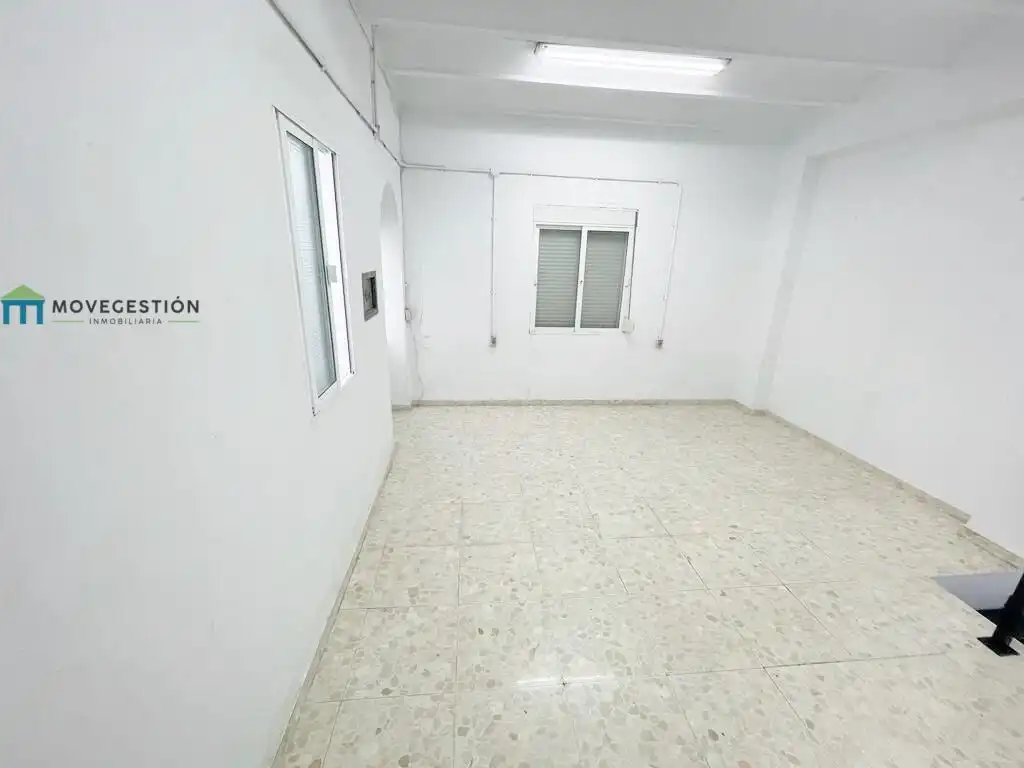 Commercial properties for rent in Casco antiguo - Convento - Caldereto
