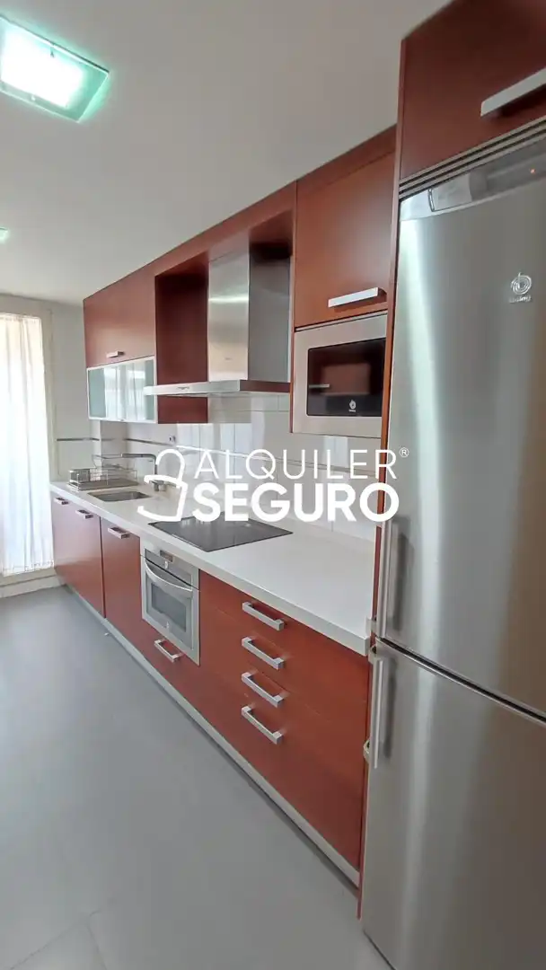 Kitchen of Flat for rent in Madrid  with Air Conditioner, Heating and Terrace