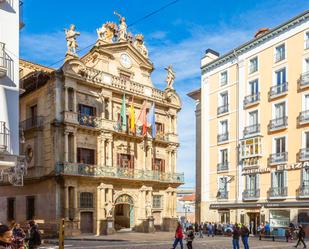 Vista exterior de Pis de lloguer en  Pamplona / Iruña amb Calefacció, Traster i Balcó