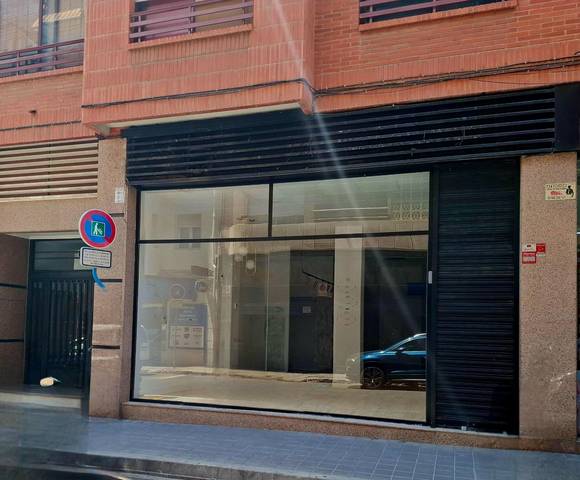 Local comercial en Alquiler en  Churruca en Ensanche - Diputación