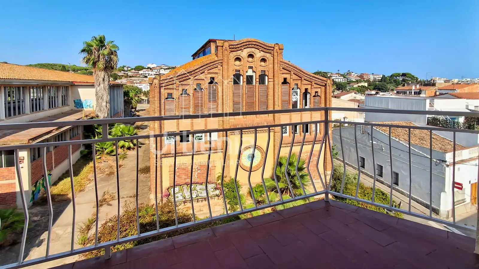 Vista exterior de Pis en venda en Canet de Mar amb Aire condicionat, Calefacció i Terrassa