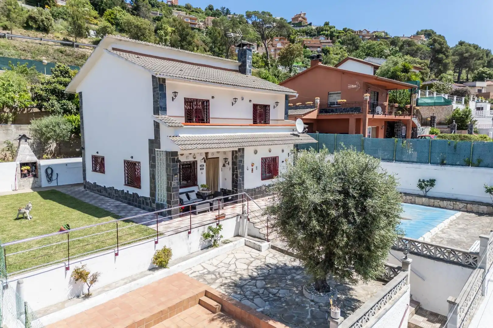 Vista exterior de Casa o chalet en venta en Sant Fost de Campsentelles con Calefacción, Jardín privado y Terraza